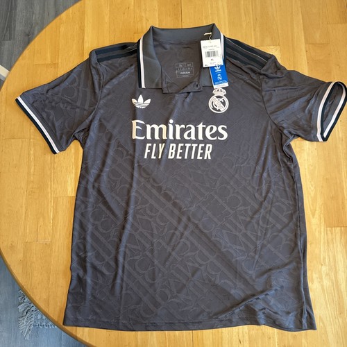 Adidas Real Madrid 2024/25 Authentic Soccer Third Jersey 3rd Kit IY1761 Size XL Adidas Real Madrid 2024/25 Authentic Soccer Third Jersey 3rd Kit IY1761 Size XL