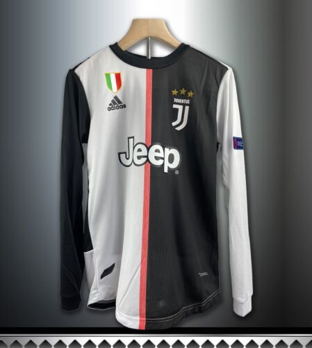 Juventus 19-20 Home Retro Long Sleeve Jersey with UCL Patch – Cristiano Ronaldo Juventus 19-20 Home Retro Long Sleeve Jersey with UCL Patch – Cristiano Ronaldo