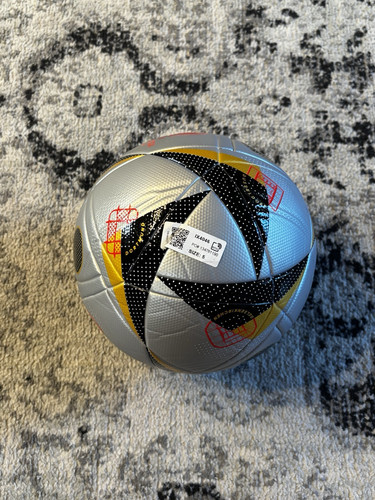 Adidas Fussballliebe League EM 2024 Finale Fußball Germany nahtlos Ball Silber Adidas Fussballliebe League EM 2024 Finale Fußball Germany nahtlos Ball Silber