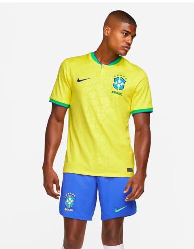 New XXL Brazil 2022/23 Stadium Home Men’s Nike Dri-FIT Football Shirt DN0680-741 New XXL Brazil 2022/23 Stadium Home Men’s Nike Dri-FIT Football Shirt DN0680-741