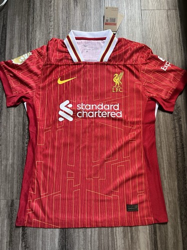 Liverpool FC Jersey Salah Large Slim Fit Replica 2025 Liverpool FC Jersey Salah Large Slim Fit Replica 2025