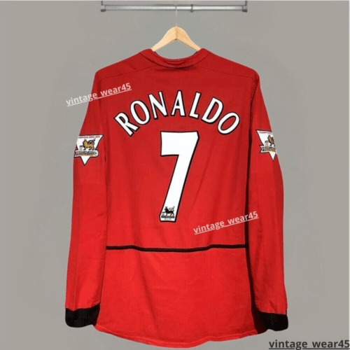 Ronaldo #7 Manchester United 2003/2004 Red Premium Retro Jersey Long Sleeve 2XL Ronaldo #7 Manchester United 2003/2004 Red Premium Retro Jersey Long Sleeve 2XL