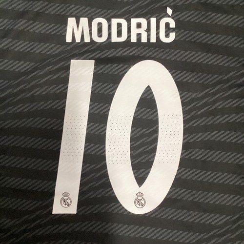 Adidas Real Madrid 3rd Kit Modric 10 soccer jersey 22/23 Size 2XL Men’s Only Adidas Real Madrid 3rd Kit Modric 10 soccer jersey 22/23 Size 2XL Men’s Only