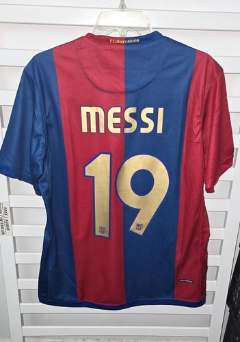 Lionel Messi Short Sleeve Jersey Home FC Barcelona 2006 2007 M Size Lionel Messi Short Sleeve Jersey Home FC Barcelona 2006 2007 M Size