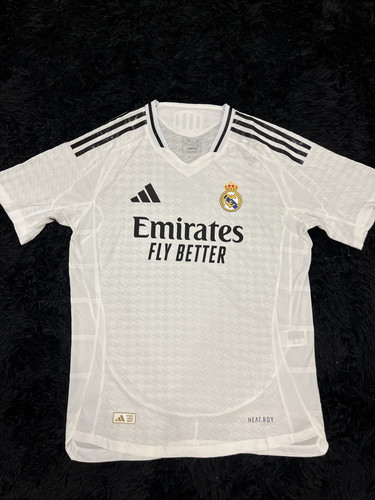 Real Madrid Home 24/25 Players Jersey ( Bellingham #5 ) Size 2XL Real Madrid Home 24/25 Players Jersey ( Bellingham #5 ) Size 2XL