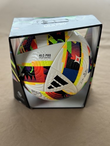 Derbystar Bundesliga Brillant APS 2023/24 Official Match Ball Derbystar Bundesliga Brillant APS 2023/24 Official Match Ball
