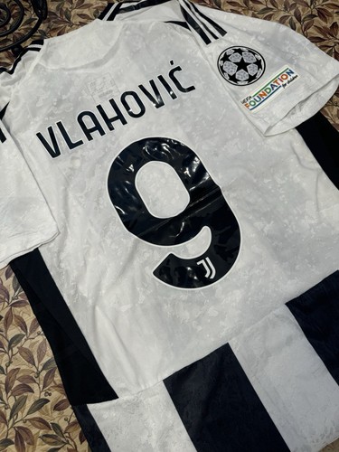 NEW UEFA CUADRADO MEN FC JUVENTUS 2021/2022 SOCCER FOOTBALL SHIRT JERSEY SIZE L NEW UEFA CUADRADO MEN FC JUVENTUS 2021/2022 SOCCER FOOTBALL SHIRT JERSEY SIZE L
