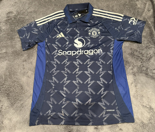 NWT Adidas 24/25 Alejandro Garnacho Manchester United Soccer Jersey Men’s Small NWT Adidas 24/25 Alejandro Garnacho Manchester United Soccer Jersey Men’s Small