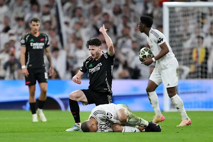 Real Madrid 1-2 Arsenal (1-5 AGG): Match report & 3 talking points as Gunners knock holders out in style Real Madrid 1-2 Arsenal (1-5 AGG): Match report & 3 talking points as Gunners knock holders out in style