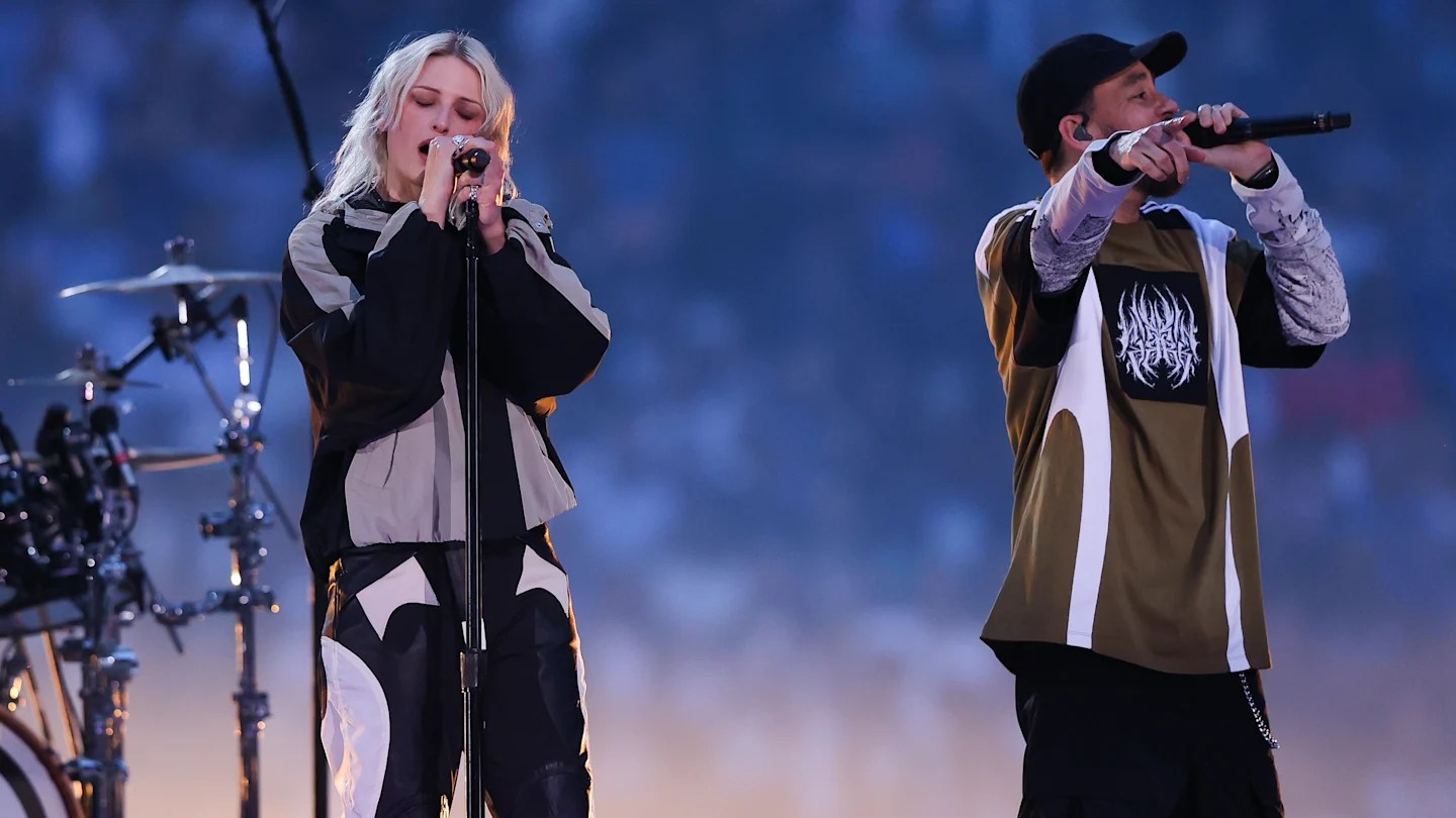 'Garbage' – Linkin Park show at Champions League final slammed by Dutch legend 'Garbage' – Linkin Park show at Champions League final slammed by Dutch legend