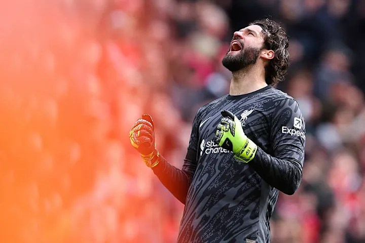 Liverpool 2-1 West Ham: Match report & 3 talking points as Reds move closer to title Liverpool 2-1 West Ham: Match report & 3 talking points as Reds move closer to title