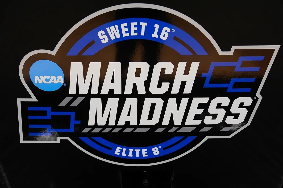 March Madness money gap: Why NCAA Women's Teams still get paid less March Madness money gap: Why NCAA Women's Teams still get paid less