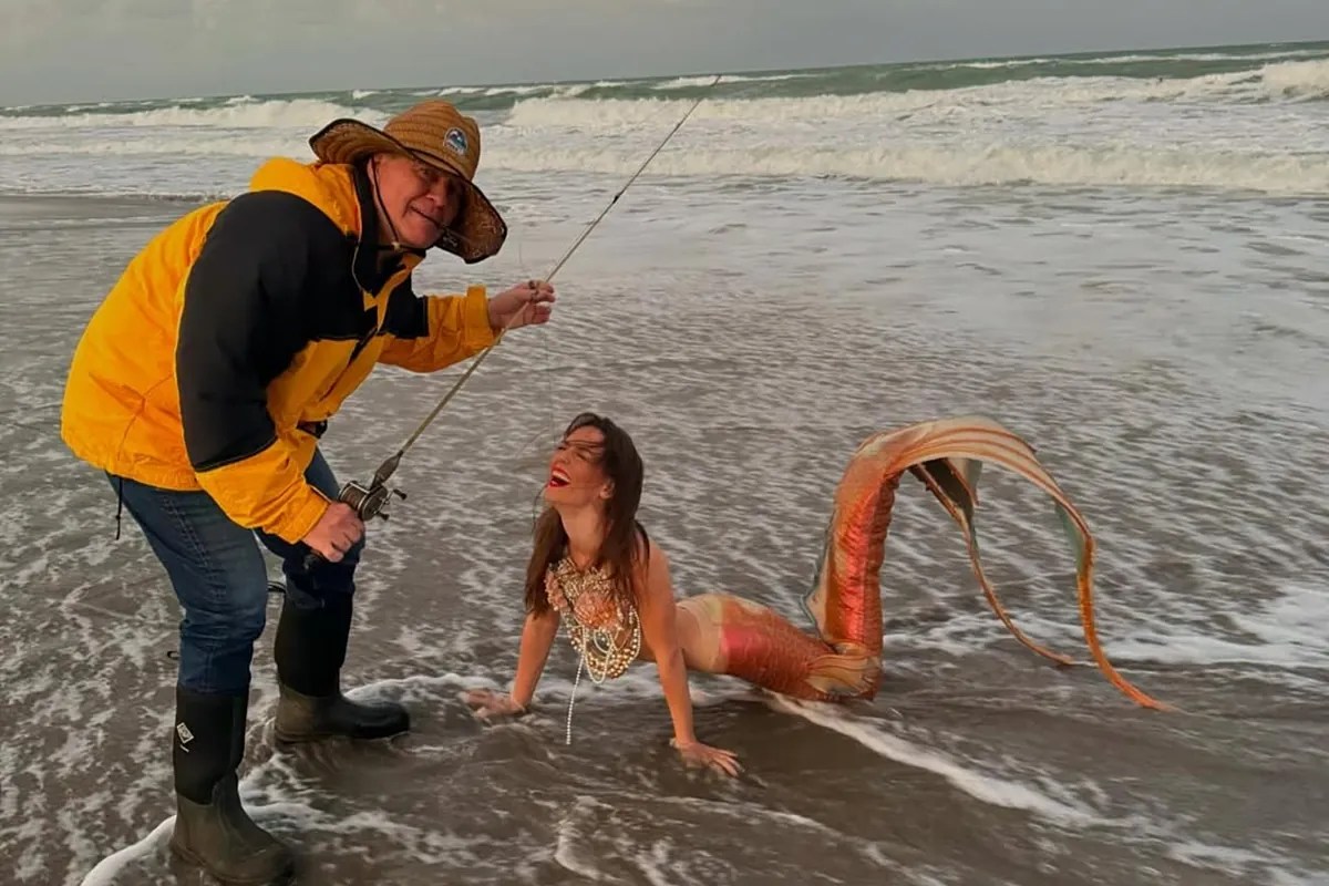 Bill Belichick finally talks about THAT beach photo with Jordon Hudson Bill Belichick finally talks about THAT beach photo with Jordon Hudson