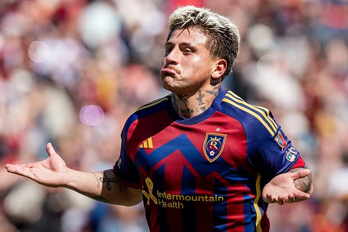 LA Galaxy's historically bad start to MLS season gets even worse as Diego Luna goes supernova LA Galaxy's historically bad start to MLS season gets even worse as Diego Luna goes supernova