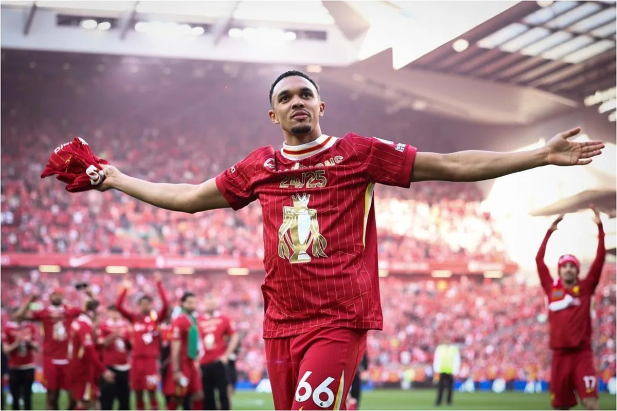 Liverpool fans furious with Alexander-Arnold after announcing his departure: "Judas" Liverpool fans furious with Alexander-Arnold after announcing his departure: "Judas"