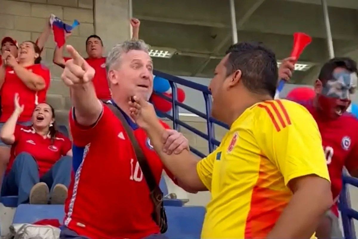 Soccer miracle unfolds during interview as father gets caught watching his son's goal in the stands Soccer miracle unfolds during interview as father gets caught watching his son's goal in the stands