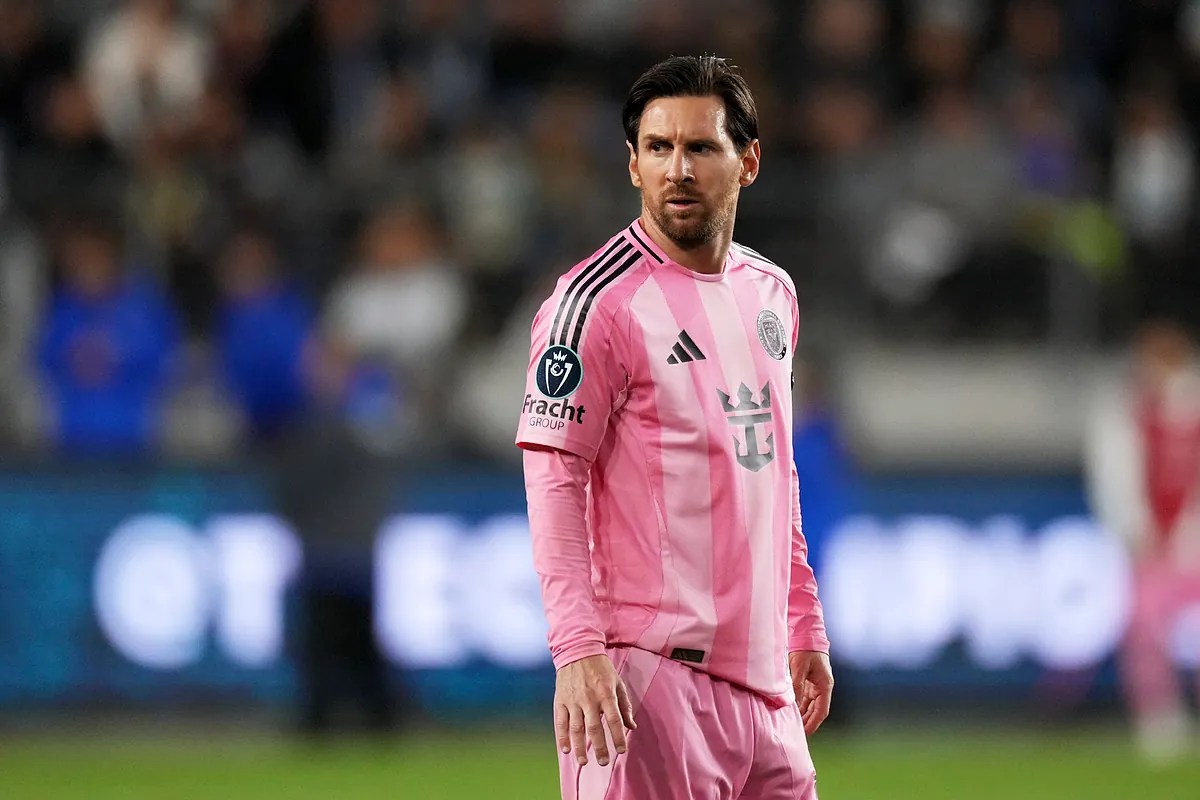 Lionel Messi reportedly nearing new deal with Inter Miami Lionel Messi reportedly nearing new deal with Inter Miami