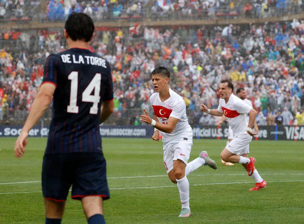USA continues to struggle: concedes an absurd goal by Arda Guler in a mistake by Johny Cardoso and loses USA continues to struggle: concedes an absurd goal by Arda Guler in a mistake by Johny Cardoso and loses