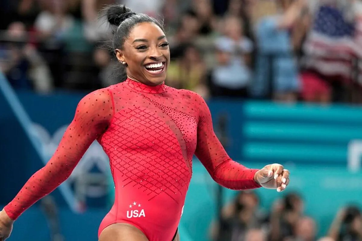 Simone Biles scared to death when confronted by a lion on her honeymoon safari with Jonathan Owens: "I almost shit myself" Simone Biles scared to death when confronted by a lion on her honeymoon safari with Jonathan Owens: "I almost shit myself"