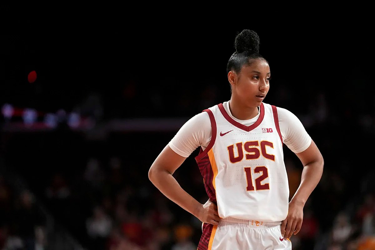JuJu Watkins and how being from Los Angeles may hurt her in her goal to surpass Caitlin Clark JuJu Watkins and how being from Los Angeles may hurt her in her goal to surpass Caitlin Clark