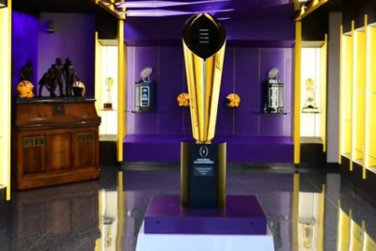 CFP National Championship Trophy: Design explained and how much it costs to make CFP National Championship Trophy: Design explained and how much it costs to make