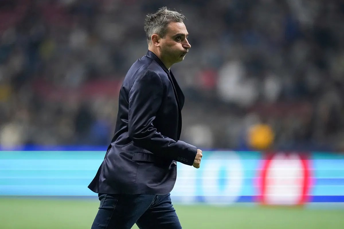 Vancouver Whitecaps fire coach Vanni Sartini following elimination from MLS playoffs Vancouver Whitecaps fire coach Vanni Sartini following elimination from MLS playoffs