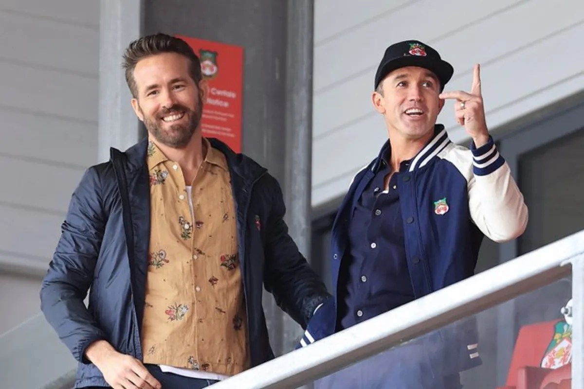 Ryan Reynolds and Rob McElhenney expand soccer investments with a new acquisition Ryan Reynolds and Rob McElhenney expand soccer investments with a new acquisition
