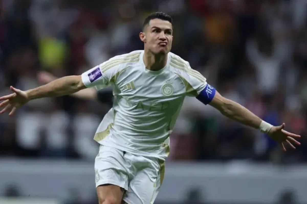 Cristiano Ronaldo is worth 850 million Cristiano Ronaldo is worth 850 million