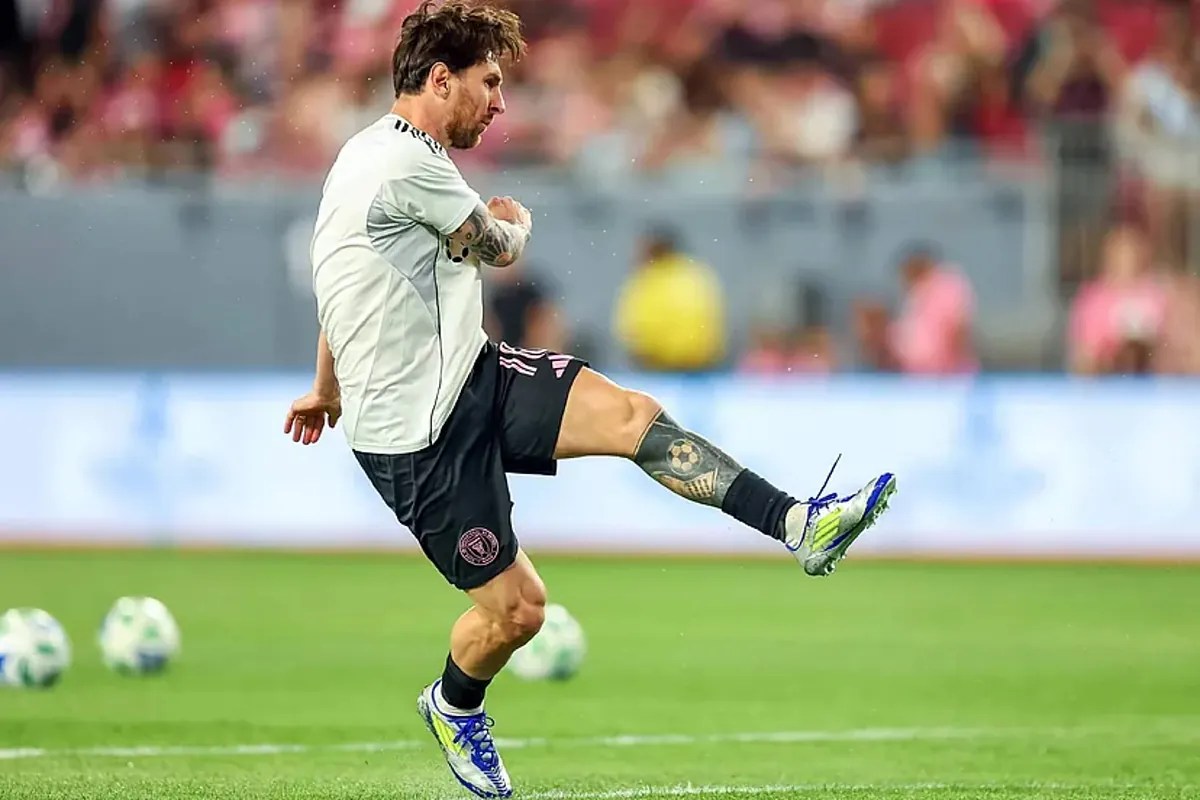 Lionel Messi's Concachampions debut will have to wait due to weather in Kansas City Lionel Messi's Concachampions debut will have to wait due to weather in Kansas City