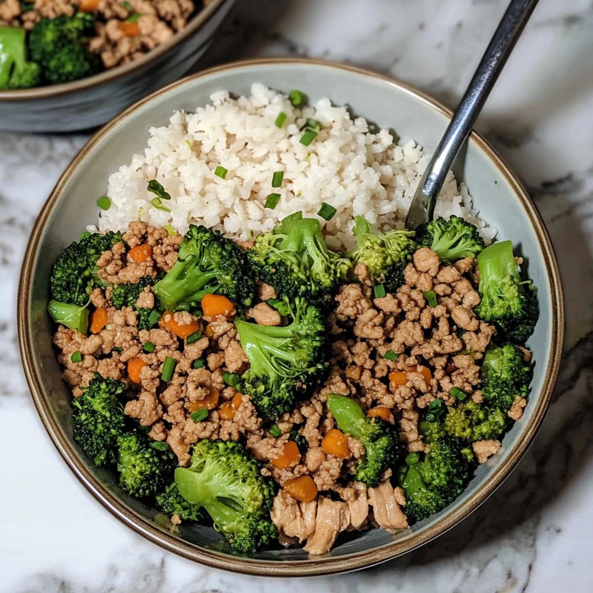 Easy Ground Chicken and Broccoli Protein Bowls Easy Ground Chicken and Broccoli Protein Bowls