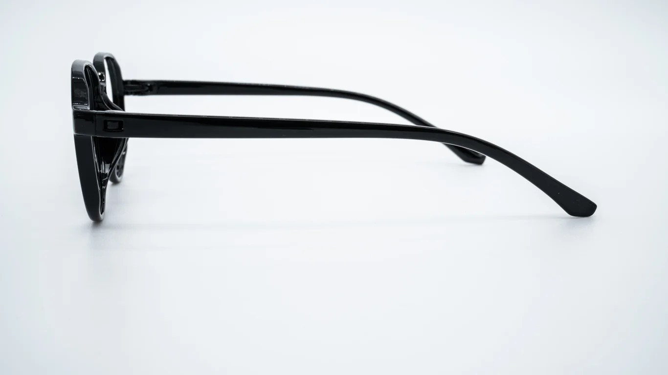 Eclipse Black