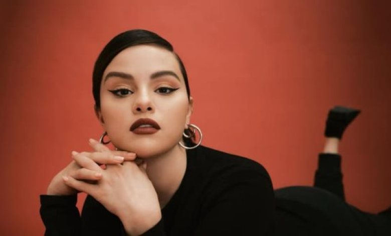Selena Gómez will award Billboard as the woman of the year Selena Gómez will award Billboard as the woman of the year