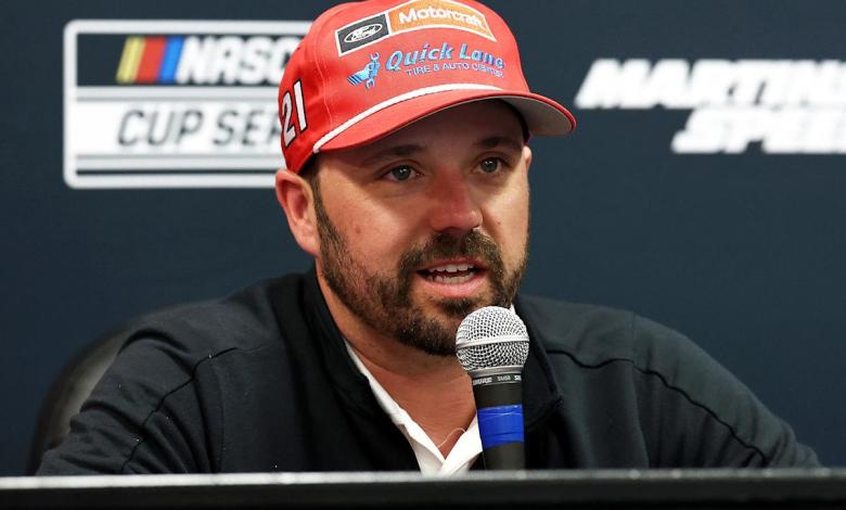 Josh Berry De Nascar talks about his experience in the same high school as Taylor Swift and launches an indirect one through Travis Kelce Josh Berry De Nascar talks about his experience in the same high school as Taylor Swift and launches an indirect one through Travis Kelce