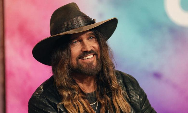 Billy Ray Cyrus writes an emotional post about Father’s Day while the family tension persists Billy Ray Cyrus writes an emotional post about Father’s Day while the family tension persists
