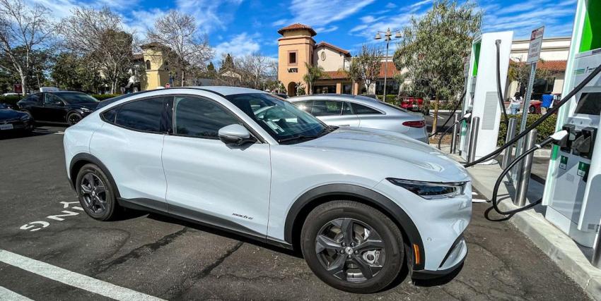 Yet Another EV Charging Network Will Adopt Tesla’s NACS Yet Another EV Charging Network Will Adopt Tesla’s NACS