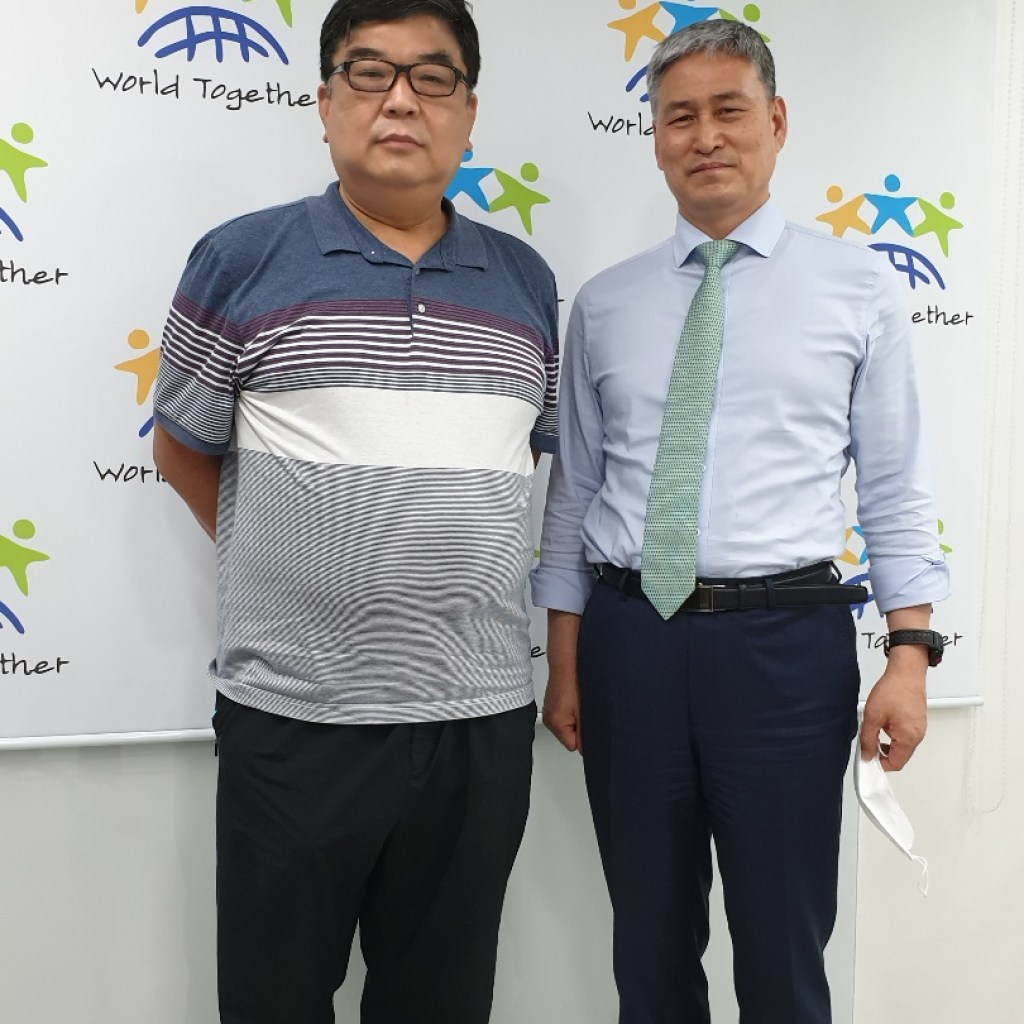 625 참전국돕기 협의차 전우와함께 김홍준단장 월드투게더 김용우 회장(전,육군참모총장) 방문 625 참전국돕기 협의차 전우와함께 김홍준단장 월드투게더 김용우 회장(전,육군참모총장) 방문