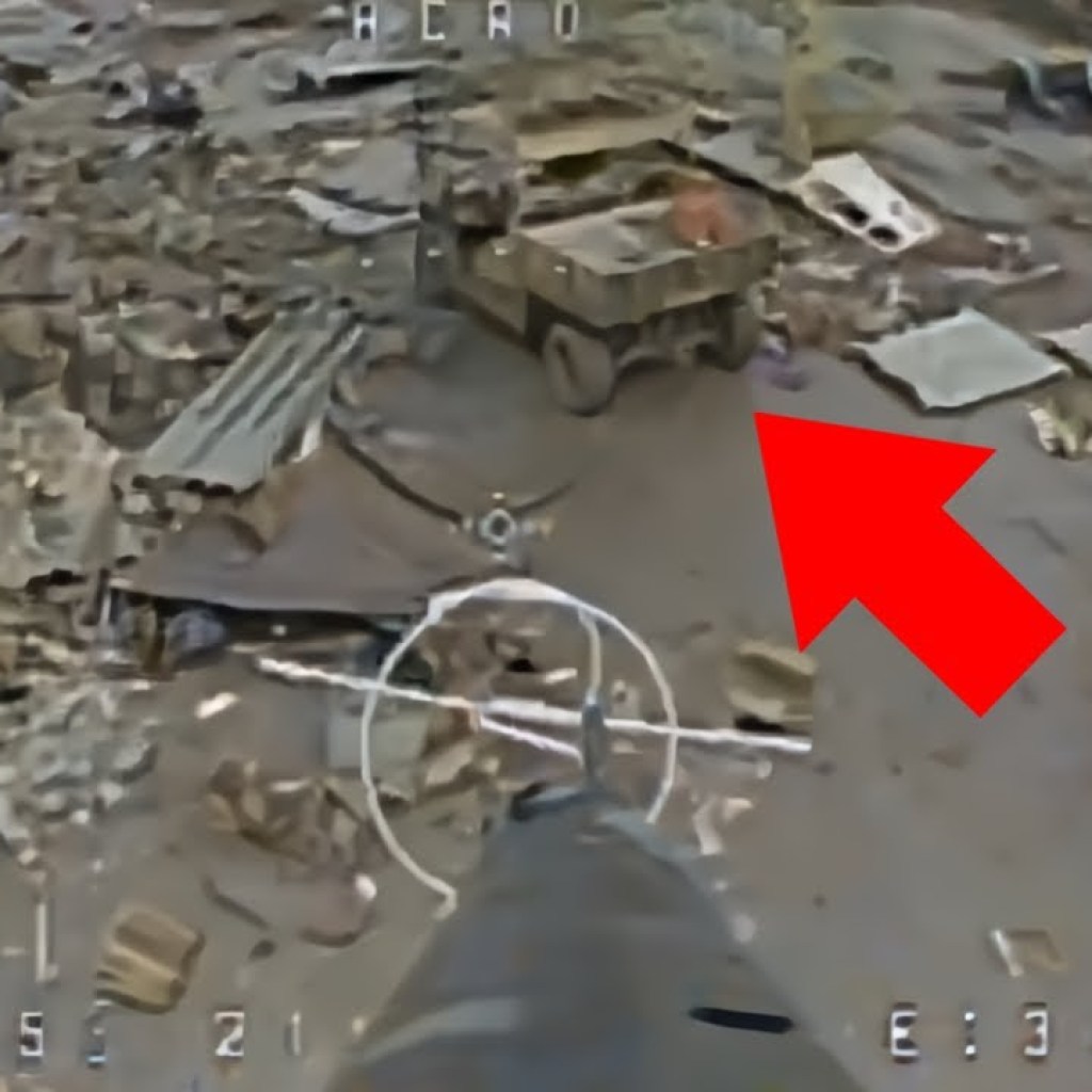 Chinese DesertCross 1000-3 Gets Destroyed By Surprise Attack From Drone Chinese DesertCross 1000-3 Gets Destroyed By Surprise Attack From Drone