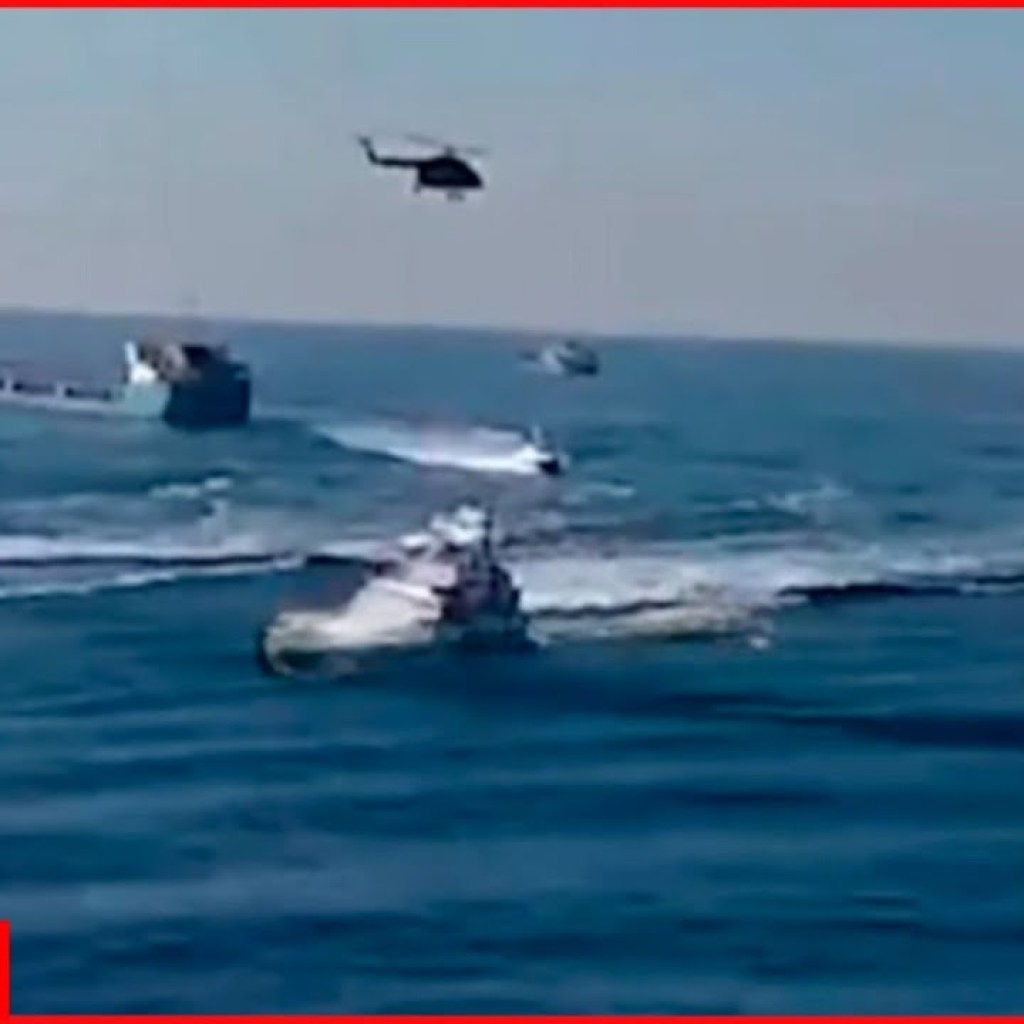 Three Russian vessels collided in Kerch Strait during storm Three Russian vessels collided in Kerch Strait during storm