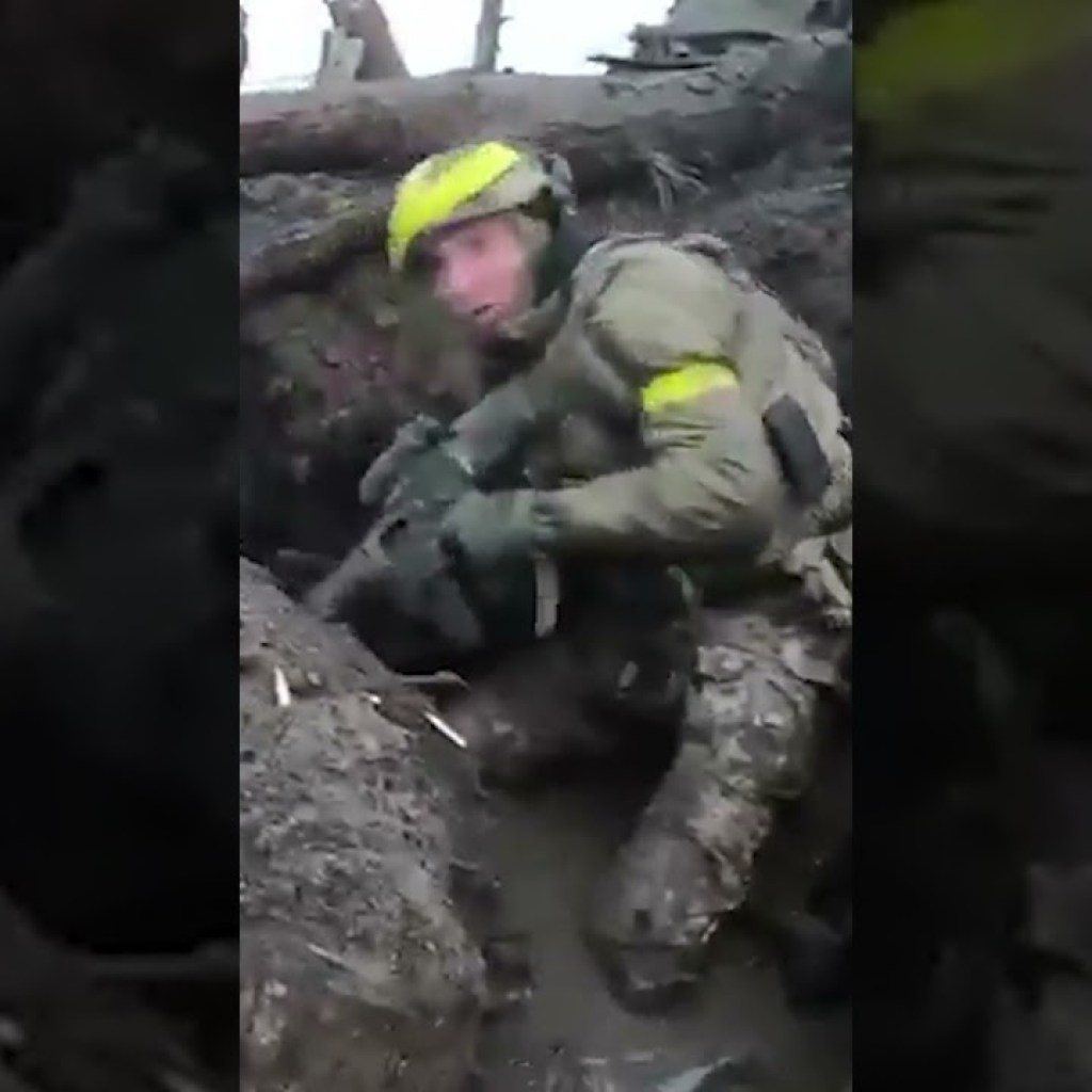 Intense first-person footage of Ukrainian troops in trench battle near Kupyansk Intense first-person footage of Ukrainian troops in trench battle near Kupyansk
