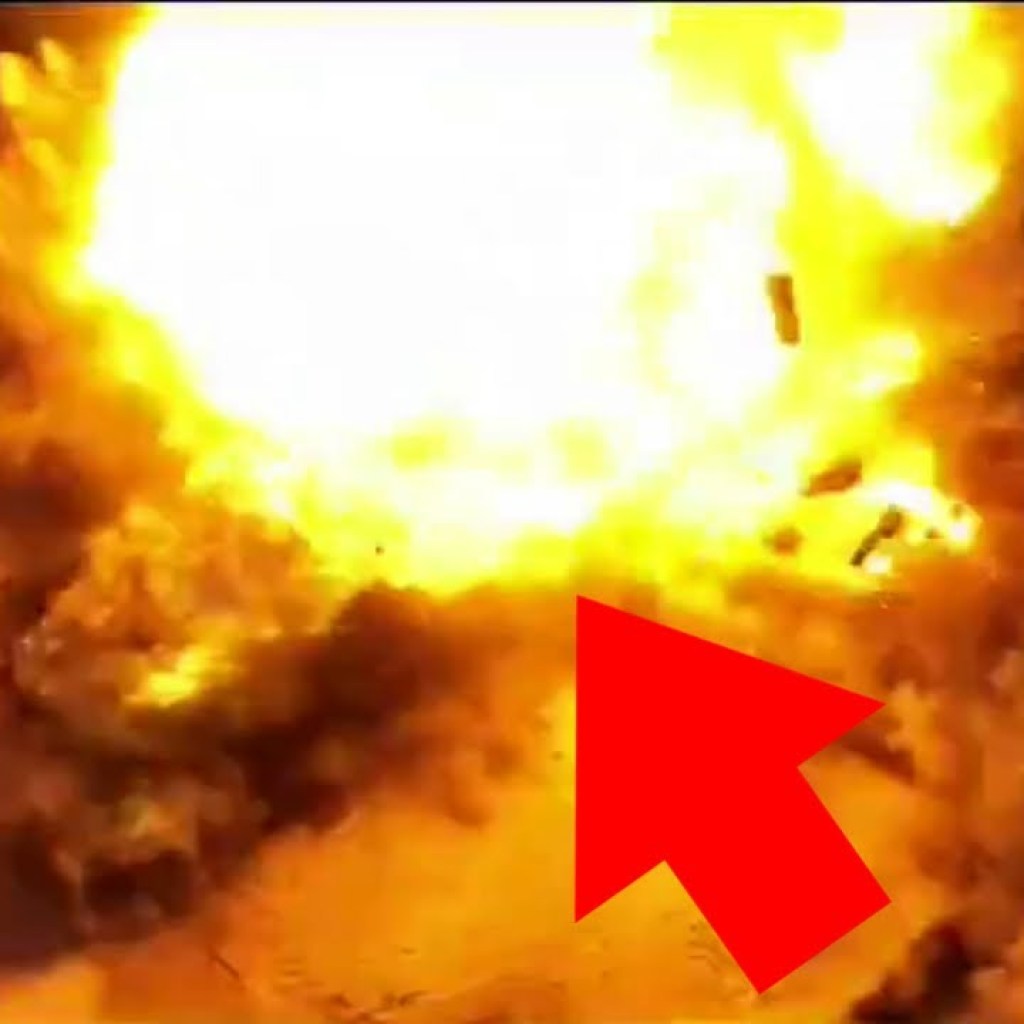 T-72B3M Gets Obliterated By FPV Drone T-72B3M Gets Obliterated By FPV Drone