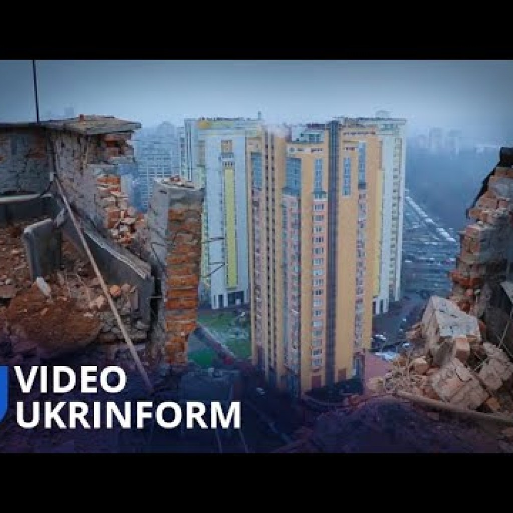 No windows, no walls, no holiday! How the house on Solomyanka was damaged No windows, no walls, no holiday! How the house on Solomyanka was damaged
