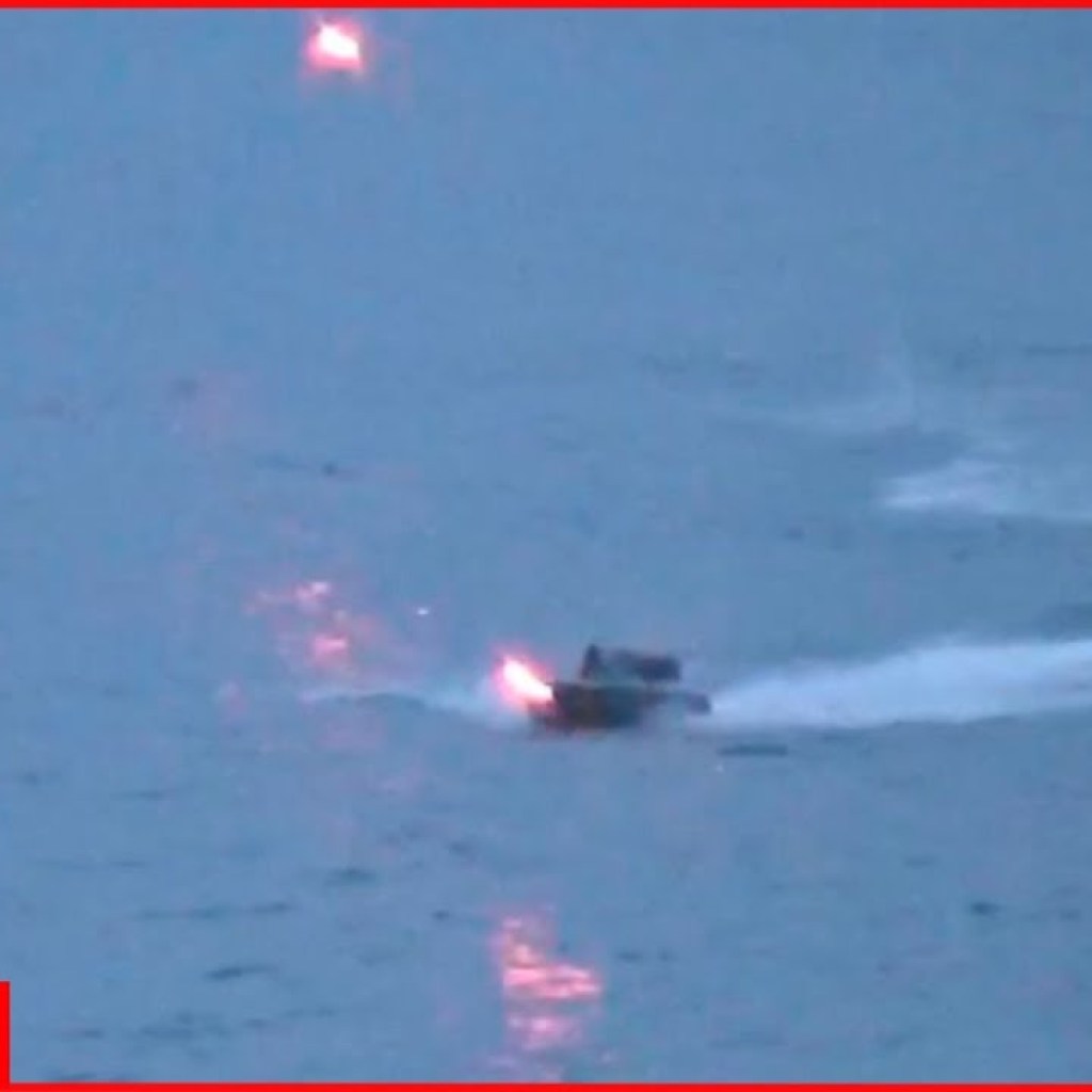 Ukrainian National Guards destroy Russian boat with a kamikaze drone Ukrainian National Guards destroy Russian boat with a kamikaze drone