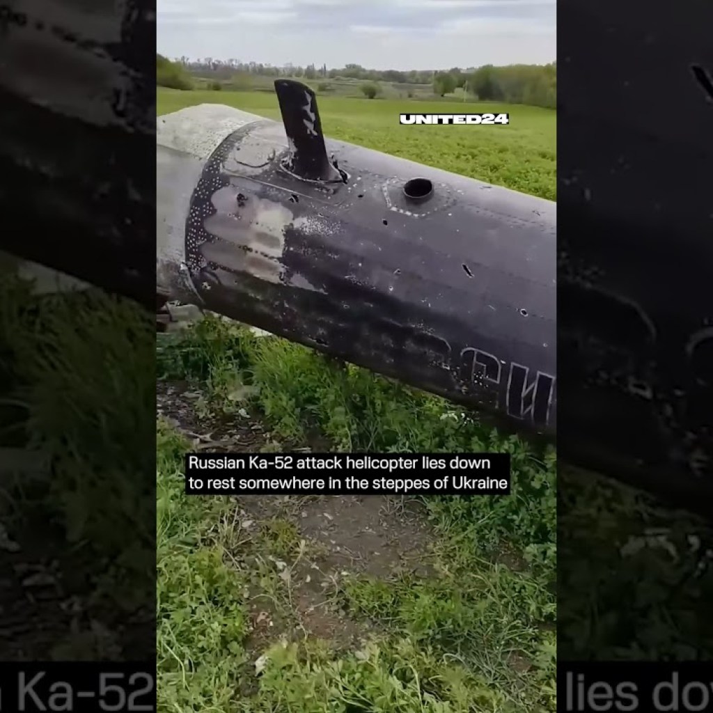 Russian Ka-52 attack helicopter lies down to rest somewhere in the steppes of Ukraine #shorts Russian Ka-52 attack helicopter lies down to rest somewhere in the steppes of Ukraine #shorts