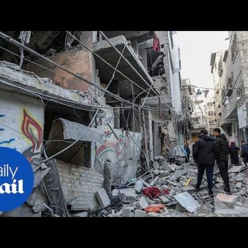 IDF target Hamas with heavy gunfire in Gaza IDF target Hamas with heavy gunfire in Gaza