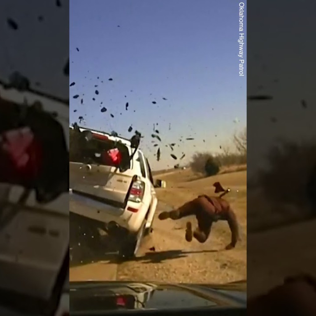 Moment Oklahoma police officer survives violent crash during traffic stop Moment Oklahoma police officer survives violent crash during traffic stop