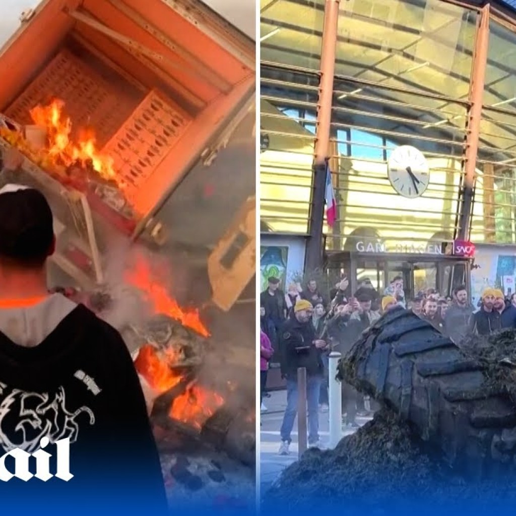 French farmers furiously protest by burning lorries and dumping waste in town centres French farmers furiously protest by burning lorries and dumping waste in town centres