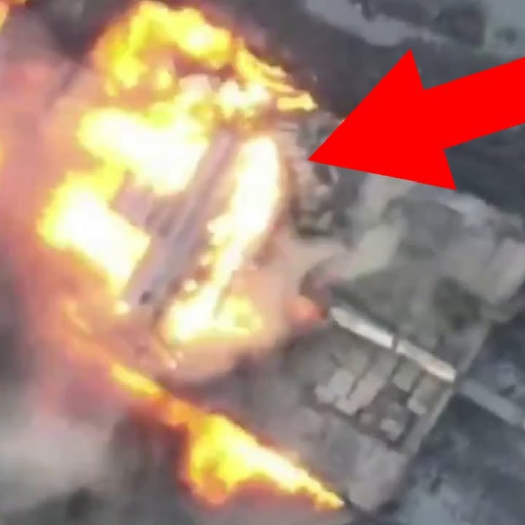 FPV Drone Turn T-80BV To Burning Inferno FPV Drone Turn T-80BV To Burning Inferno