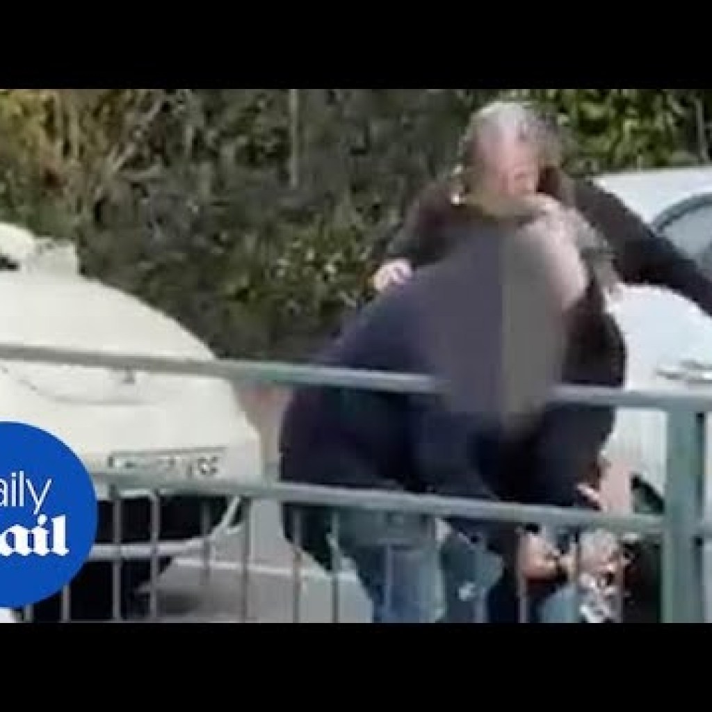 Middle-aged women come to blows in road rage bust up Middle-aged women come to blows in road rage bust up