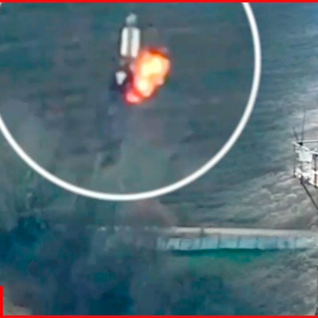 Ukrainian artillery destroys Russian electronic warfare antenna station, Murom-M system Ukrainian artillery destroys Russian electronic warfare antenna station, Murom-M system