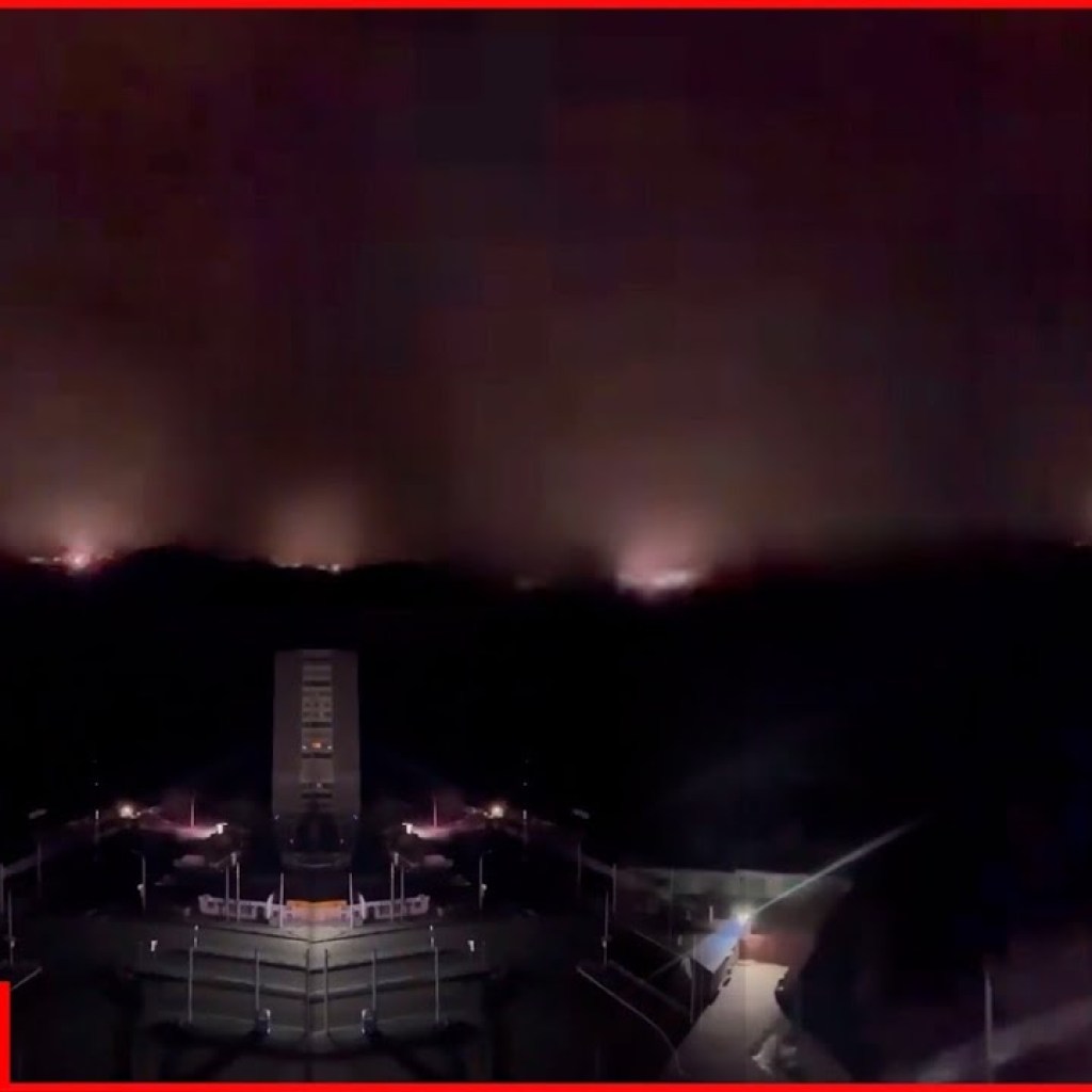 “Horrifying explosion” – In panic, Russians show the missile strike and fire at a military airfield “Horrifying explosion” – In panic, Russians show the missile strike and fire at a military airfield